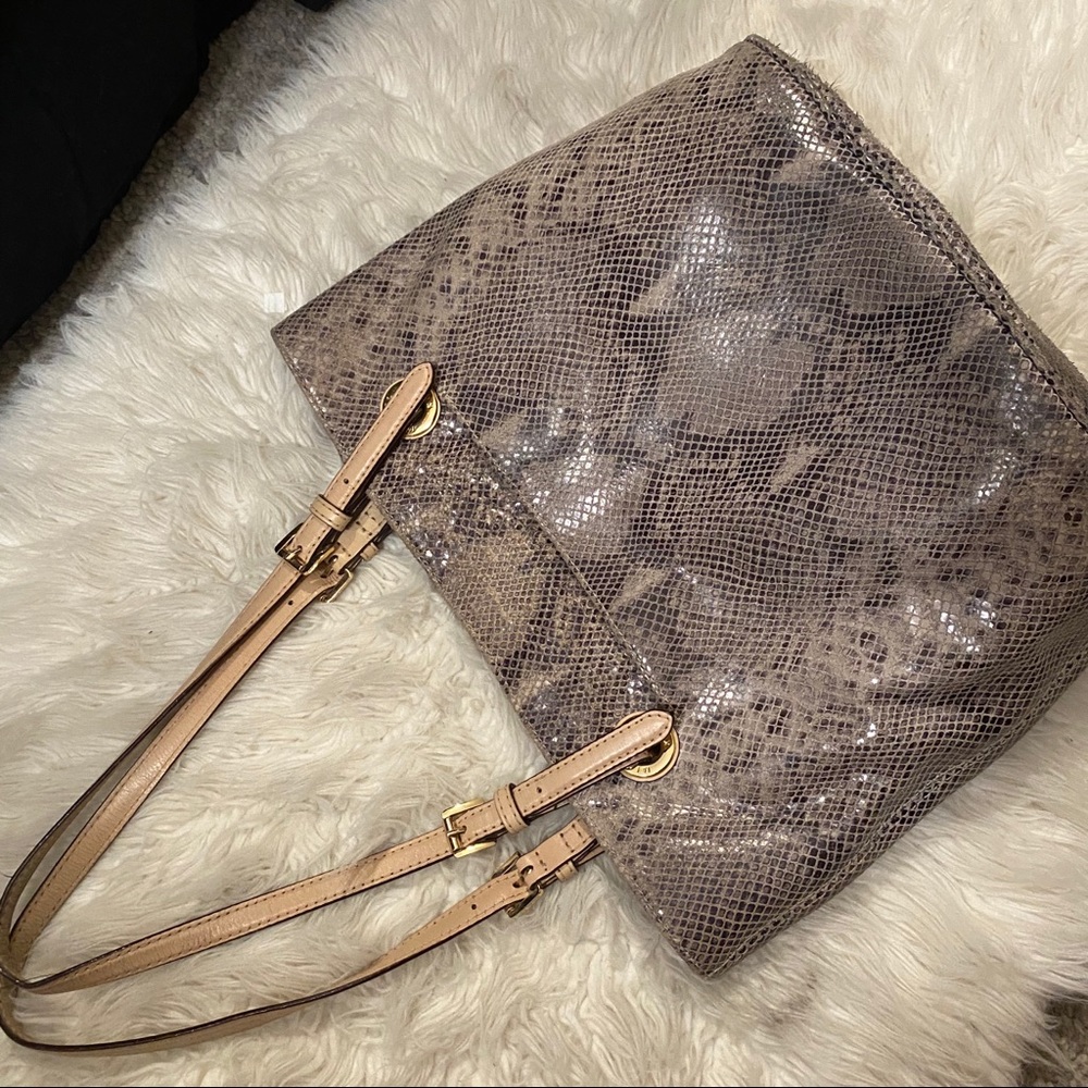 Michael Kors python handbag - Picture 4 of 7